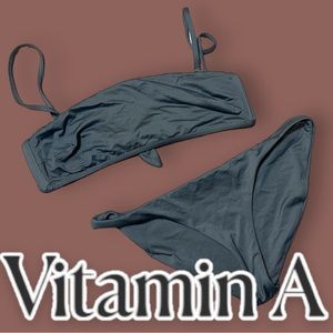 EUC Vitamin A Cali High Leg Bottoms and Mila Bandeau Top in Sea Green. Size S/6